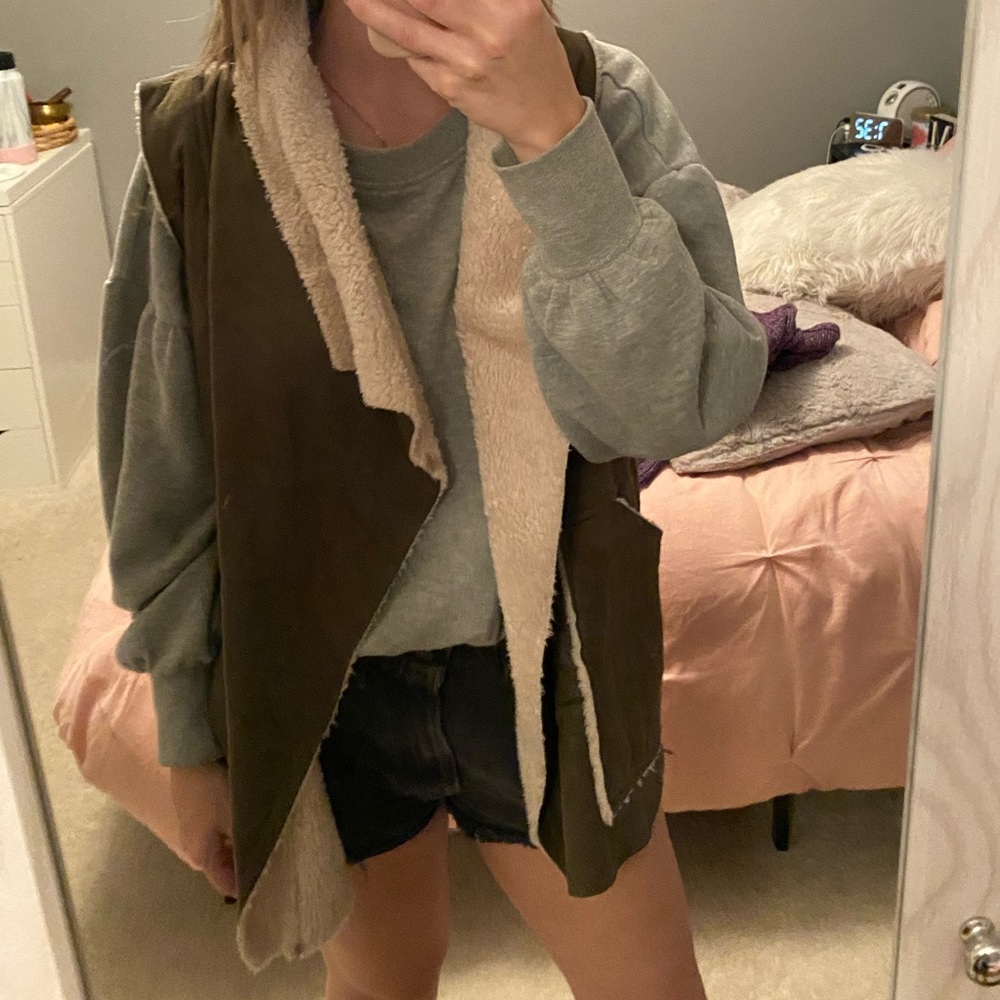 Fall vest